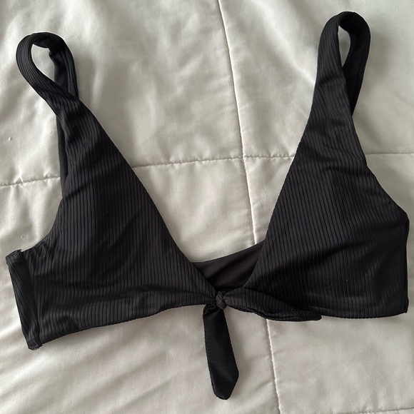 Ribbed Black Swim Bikini Top Front Tie No Boundaries Women’s Small (3-5) - Picture 1 of 4